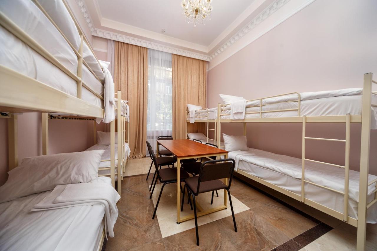 לבוב Hostel Suputnyk מראה חיצוני תמונה
