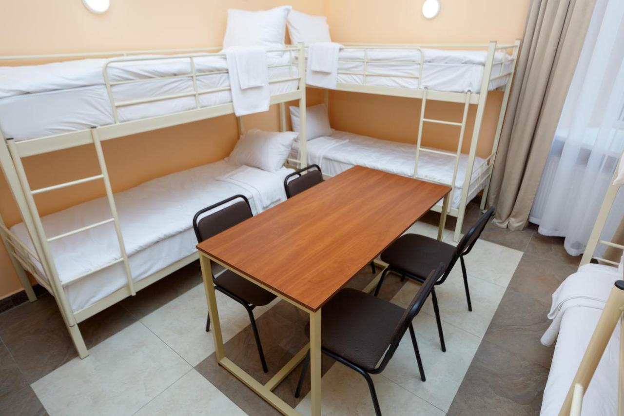 לבוב Hostel Suputnyk מראה חיצוני תמונה